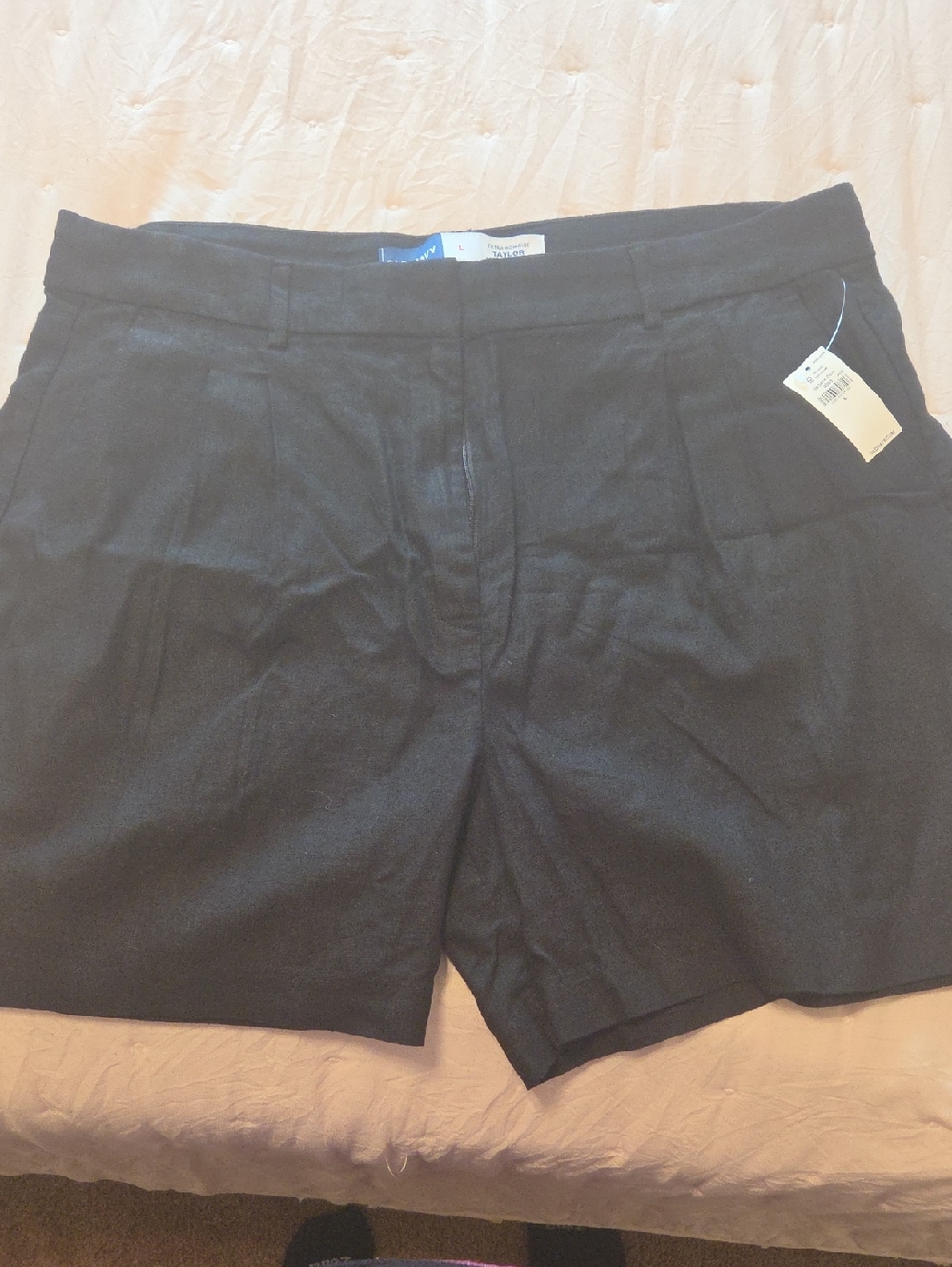 Old Navy Pleated Black Women's Tailored Linen Bermuda Shorts